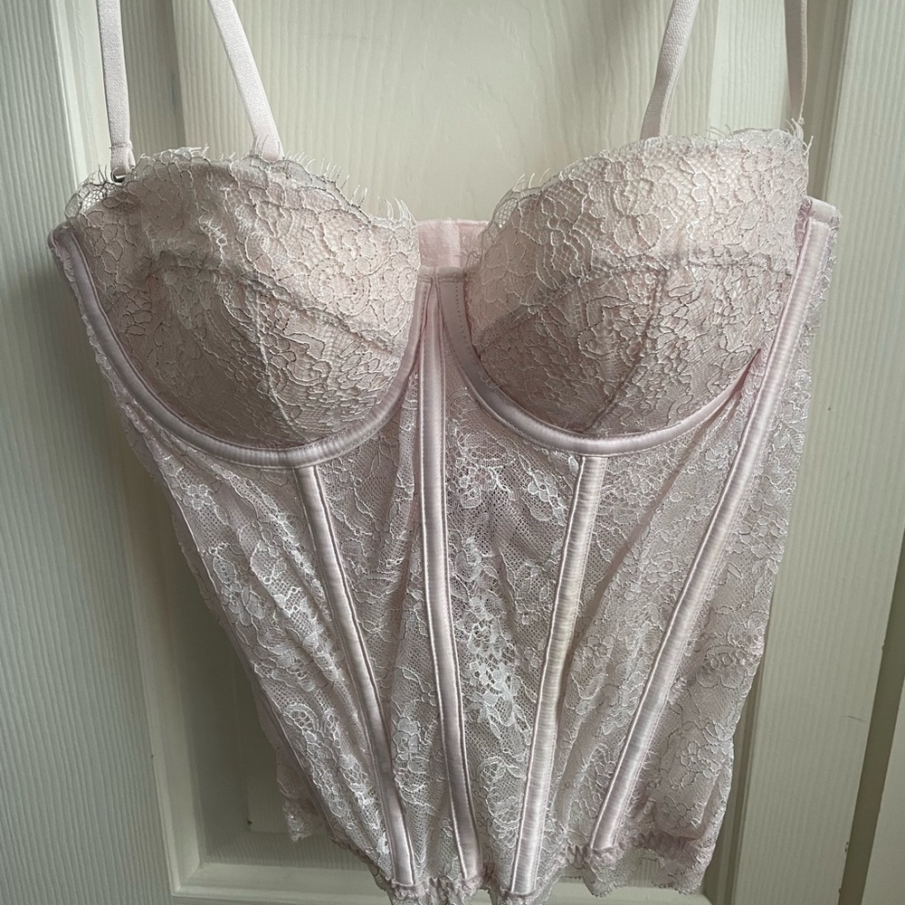 Victoria Secret Lace Top! Size small